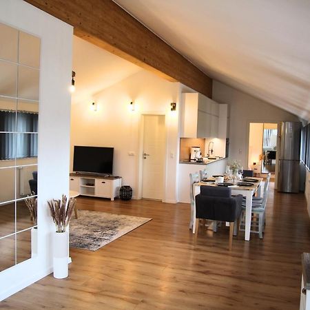Chiemsee Apartments Altenmarkt an der Alz 客房 照片